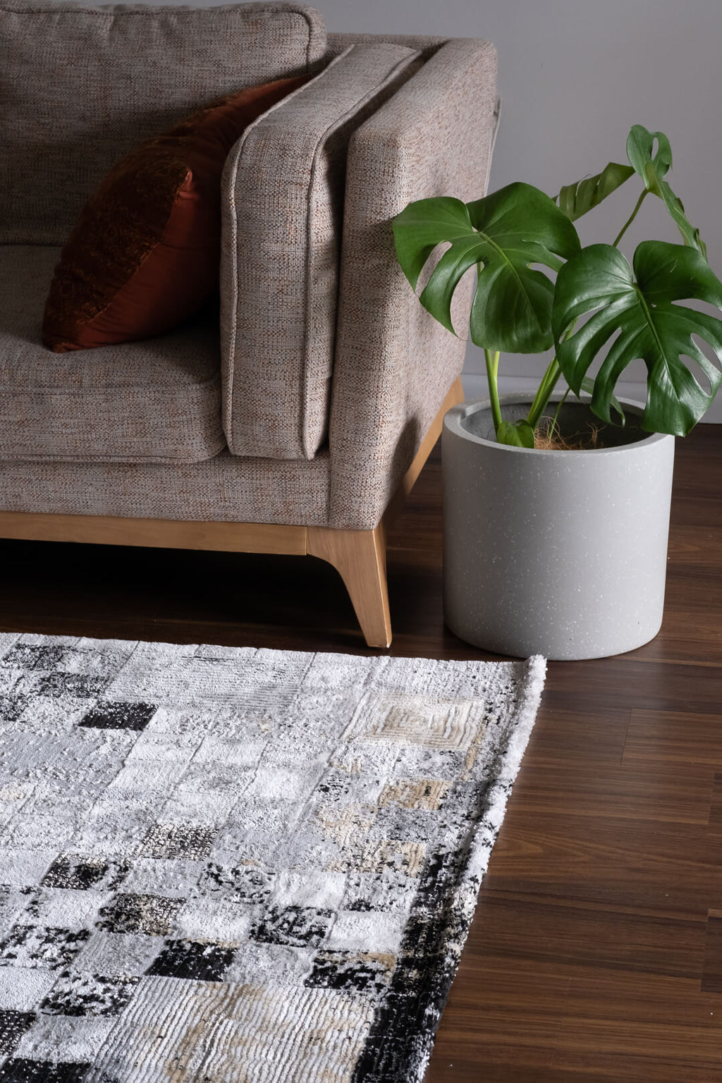 Alisa AS720 Grey Black