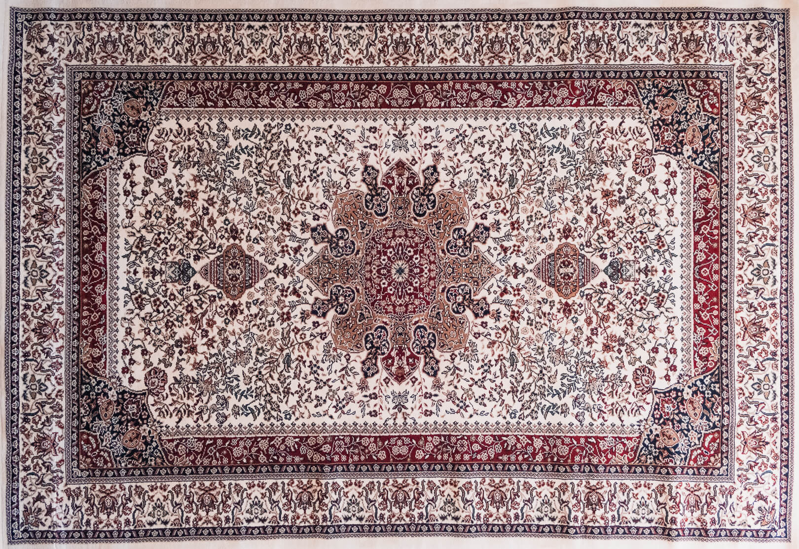 Benevolence 5235 Cream