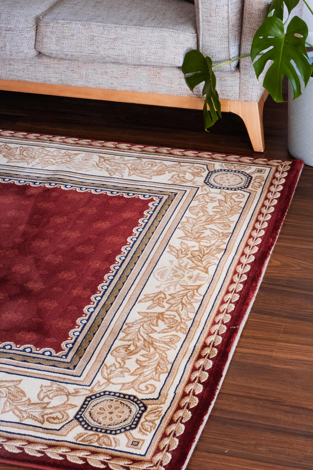 Benevolence T10 Bordo