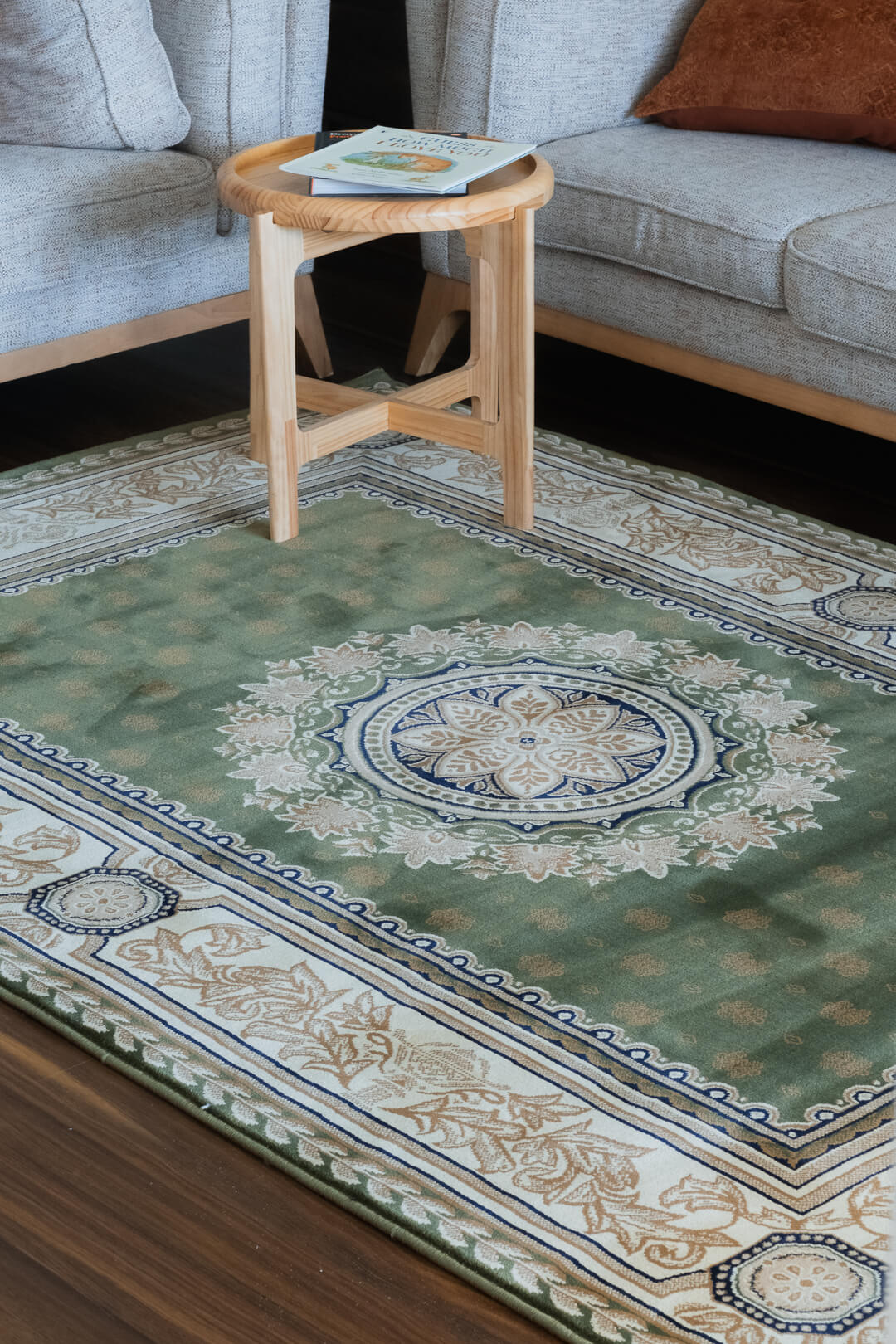 Benevolence T10 Green