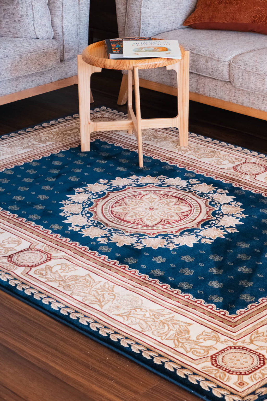 Benevolence T10 Navy