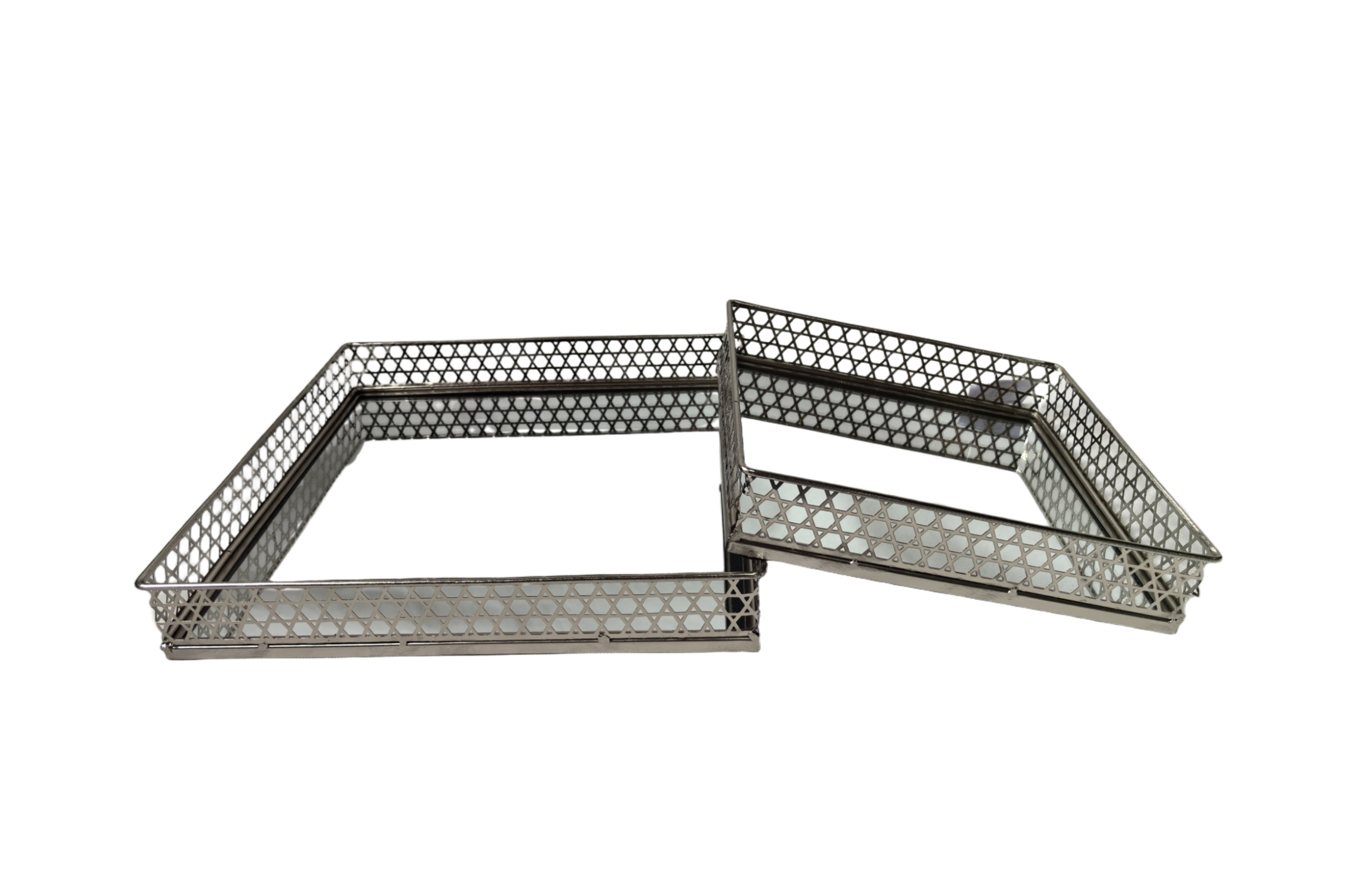 Elegant silver rectangle tray set with mirrored base and stylish lattice design.